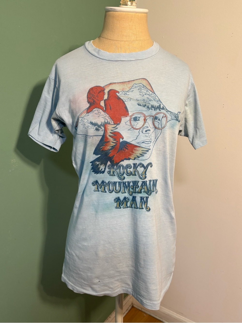 Vintage 1970’s John Denver Rocky Mountain Man Graphic T-Shirt